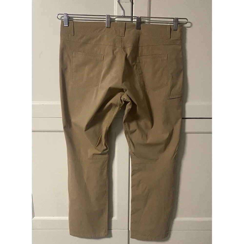 Kuhl SLAX Mens 40x32 Khaki Tan Klassik Fit Enduro Fabric Hiking Work Pants 5105